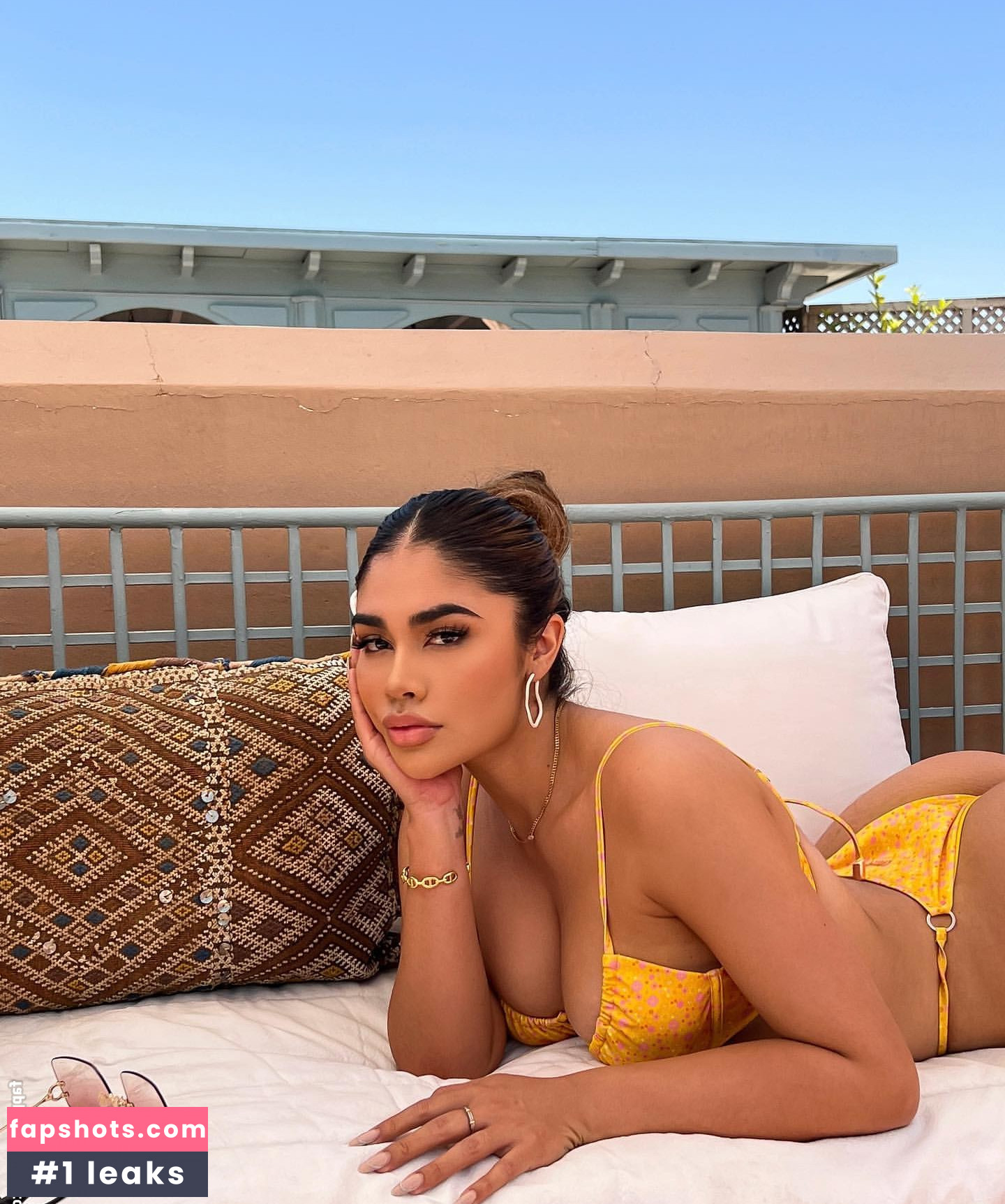 Maria Perez gallery photo #73