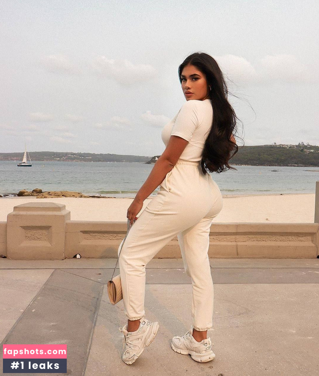 Maria Perez gallery photo #96