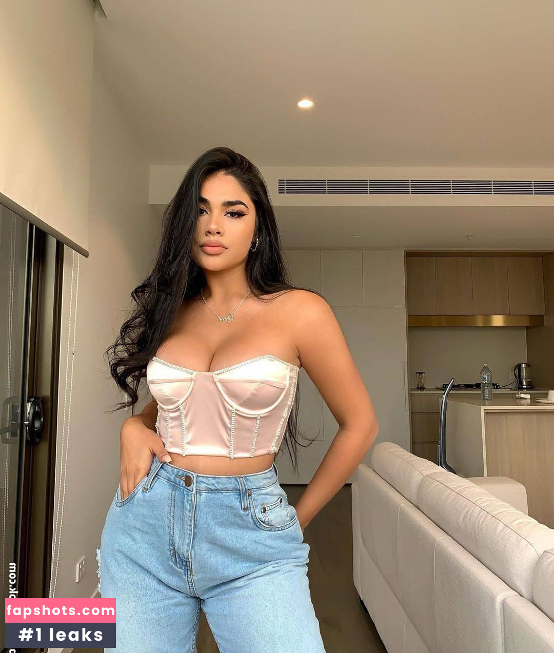 Maria Perez gallery photo #99