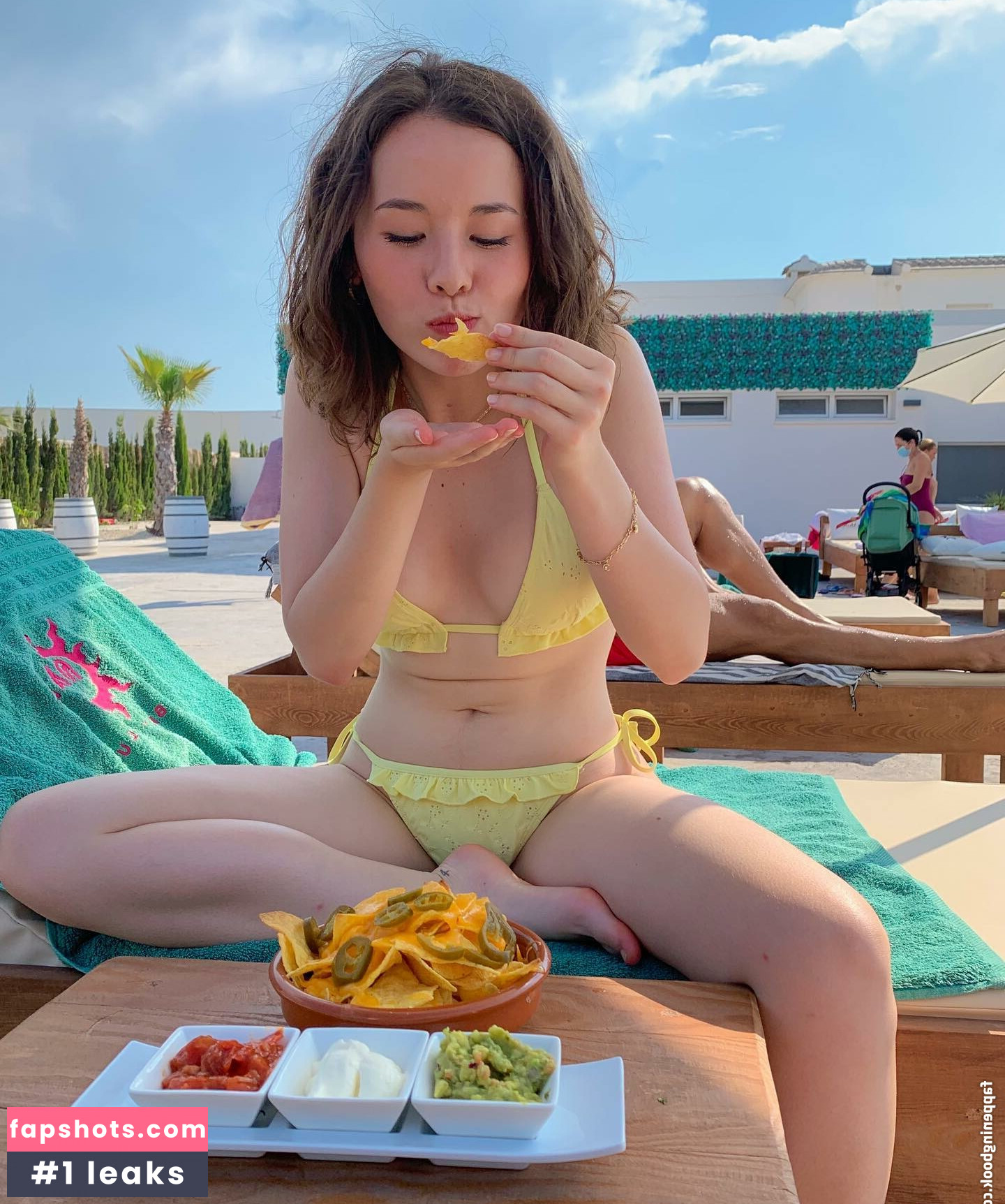 Maria Reus Huang gallery photo #11