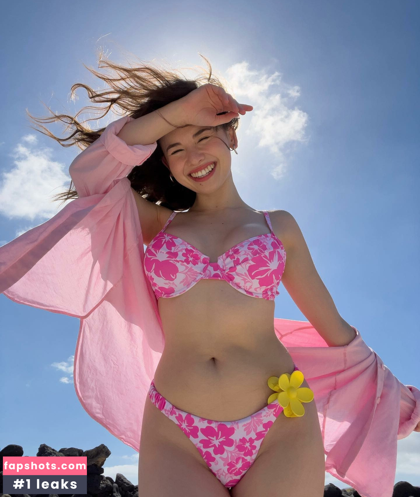 Maria Reus Huang gallery photo #12