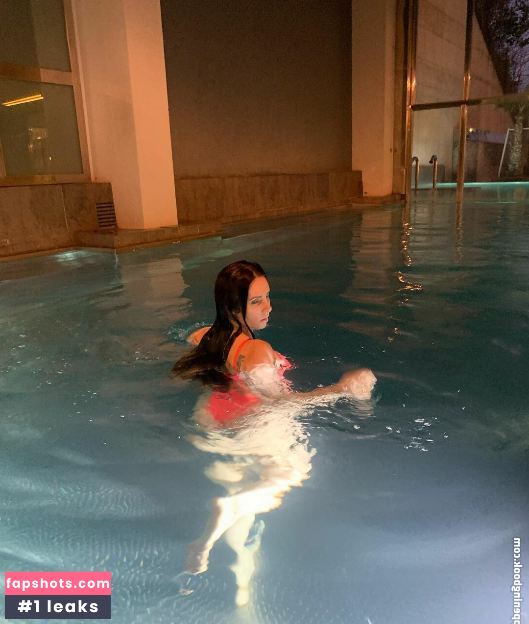 Maria Rodriguez gallery photo #32