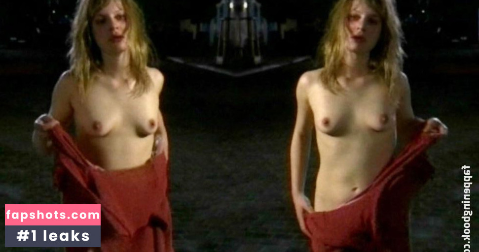 Maria Simon gallery photo #21