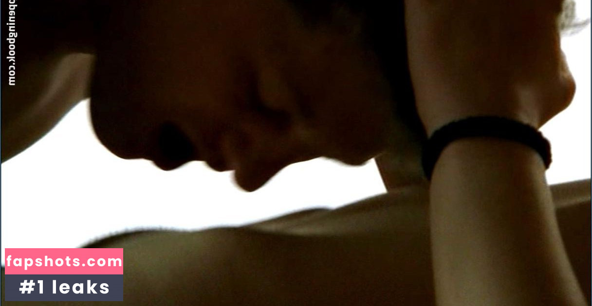 Maria Simon gallery photo #27