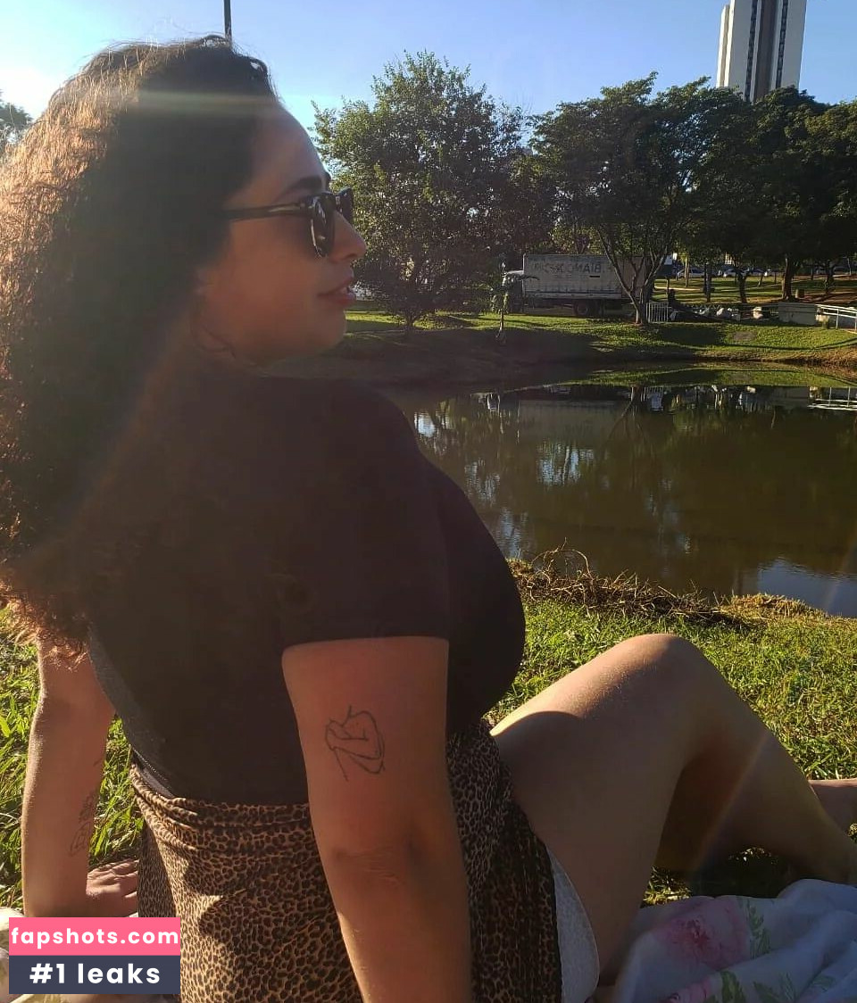 Maria T gallery photo #22