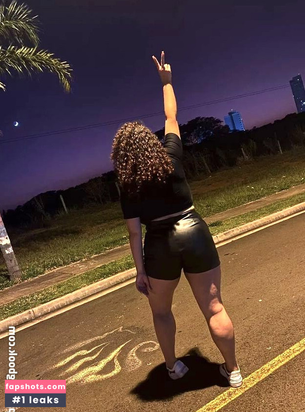 Maria T gallery photo #10