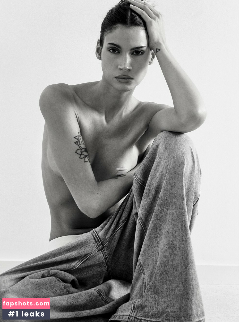 Maria Vittoria gallery photo #11