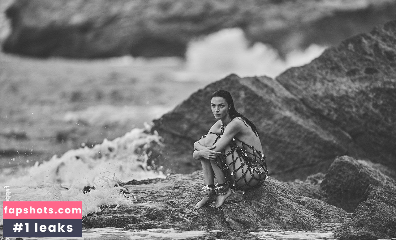 Mariacarla Boscono gallery photo #38