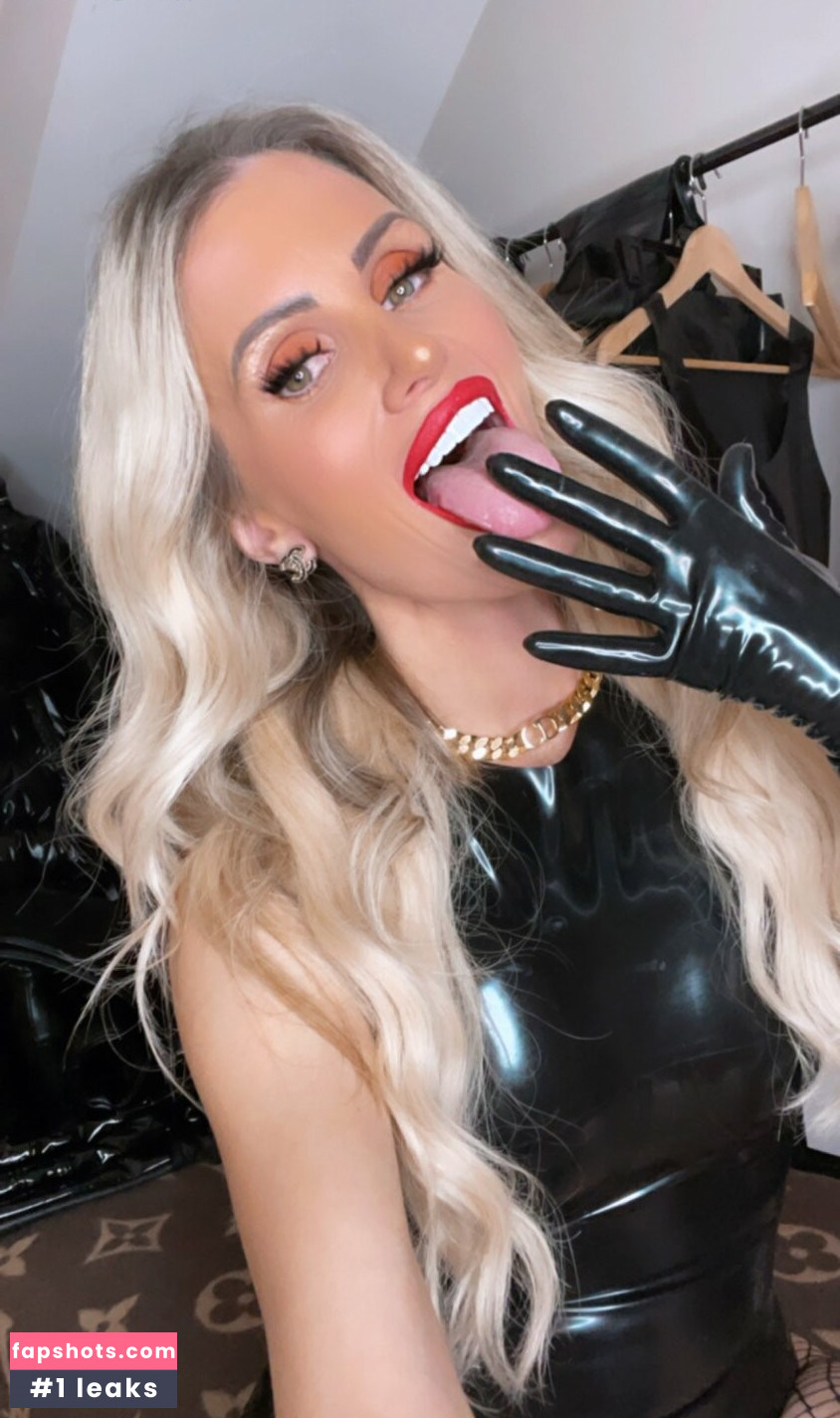 Mariaelondon gallery photo #17