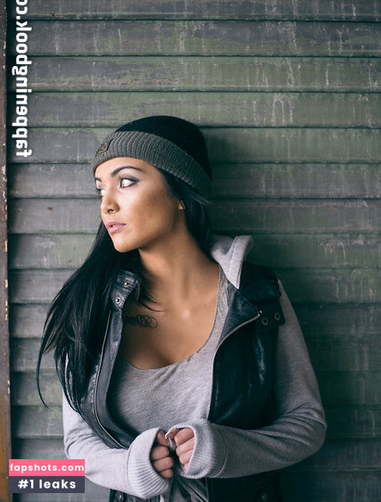 Mariah Corpus gallery photo #16