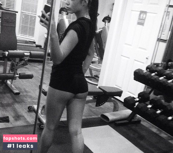 Mariah Corpus gallery photo #40