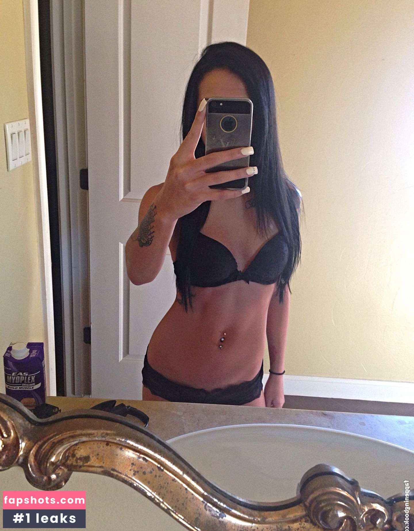 Mariah Corpus gallery photo #75