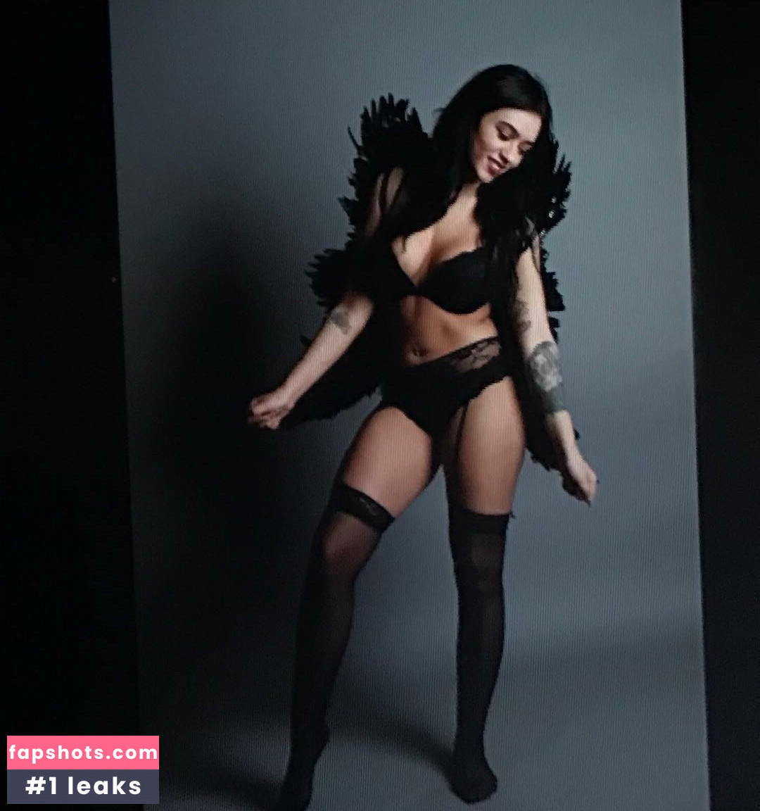 Mariah Garcia gallery photo #16