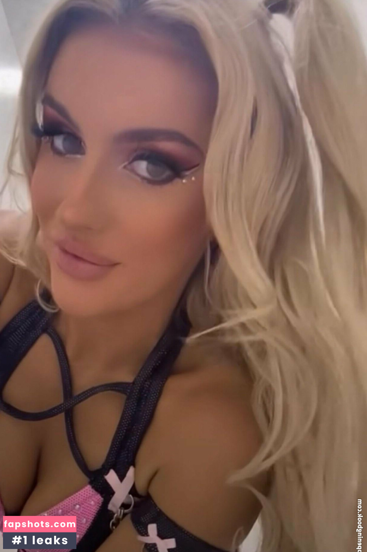 Mariah May gallery photo #331