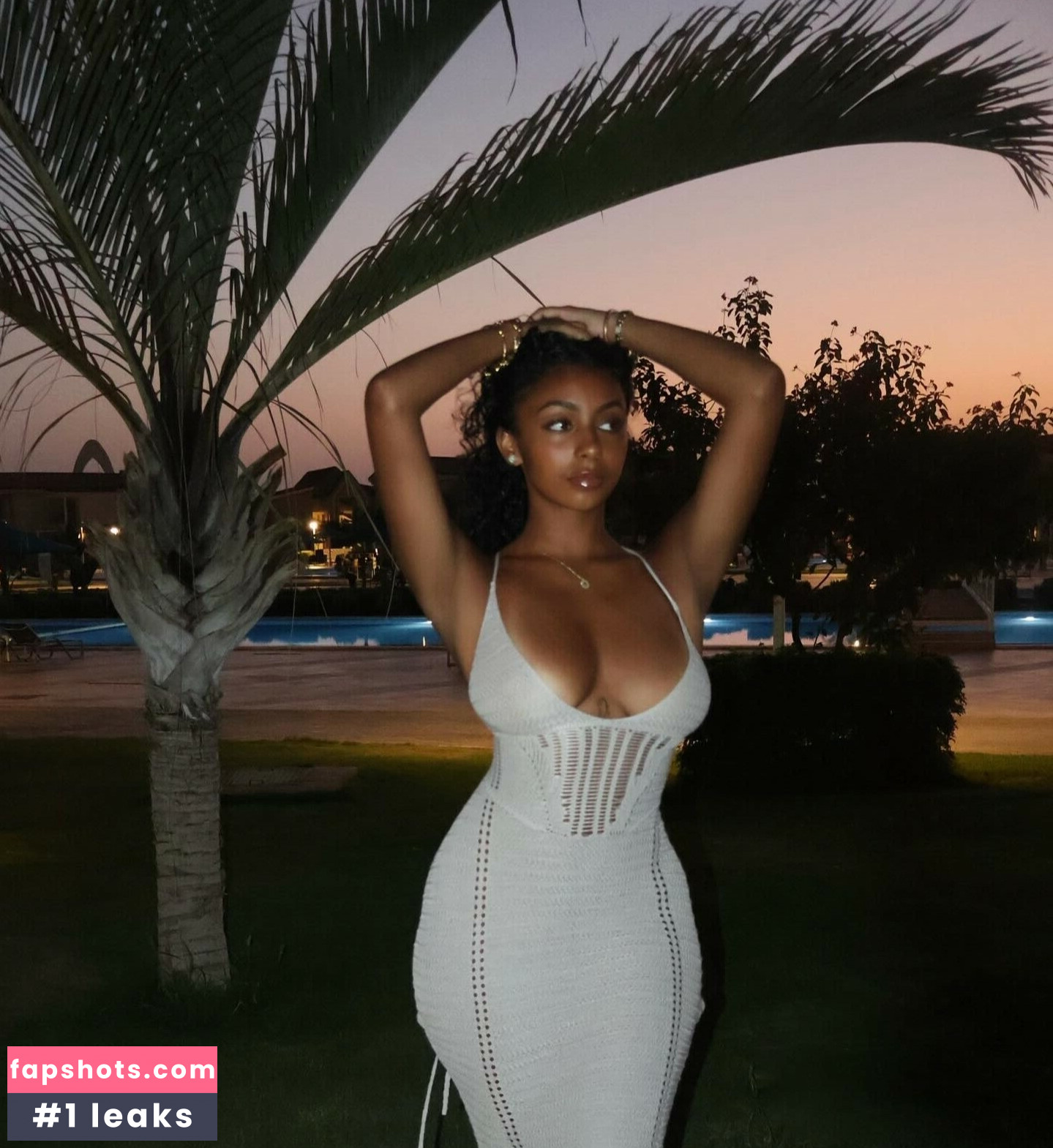 Mariahellie gallery photo #17