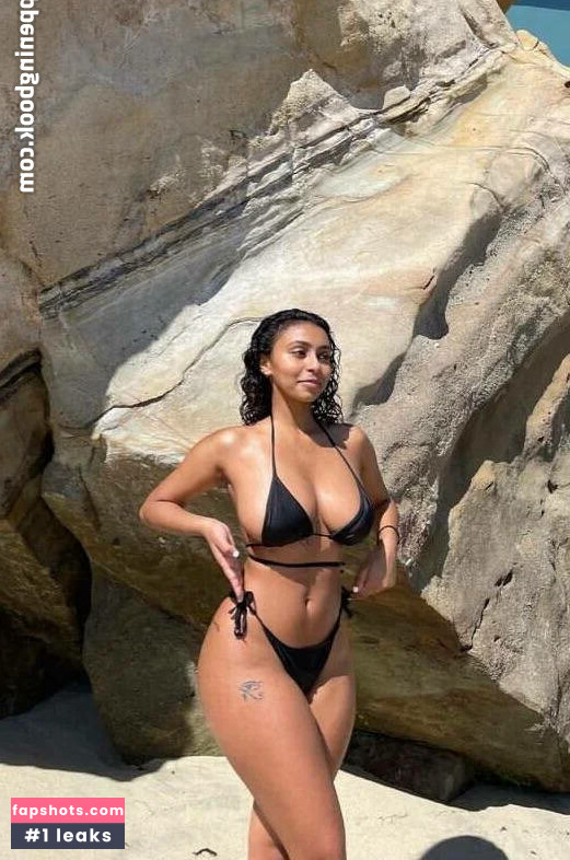 Mariahellie gallery photo #4