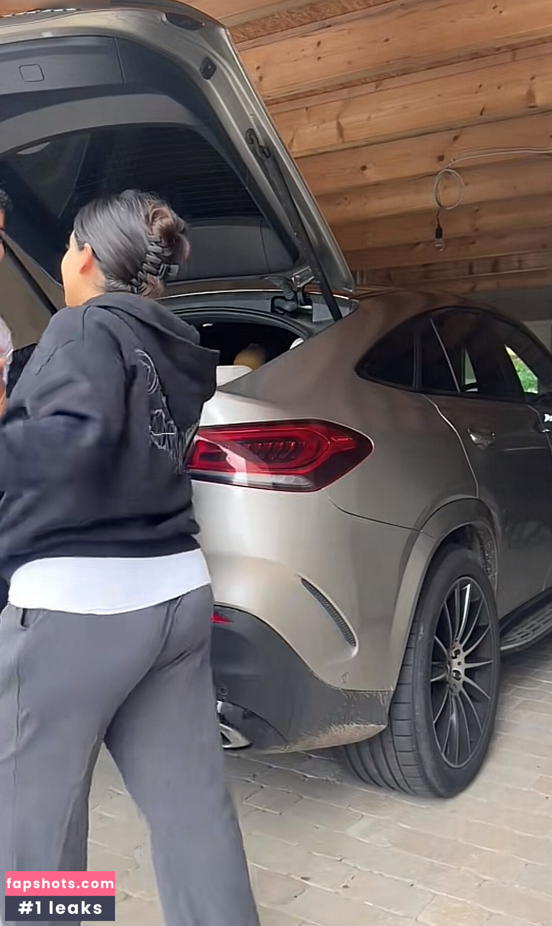 Mariamalkk gallery photo #5