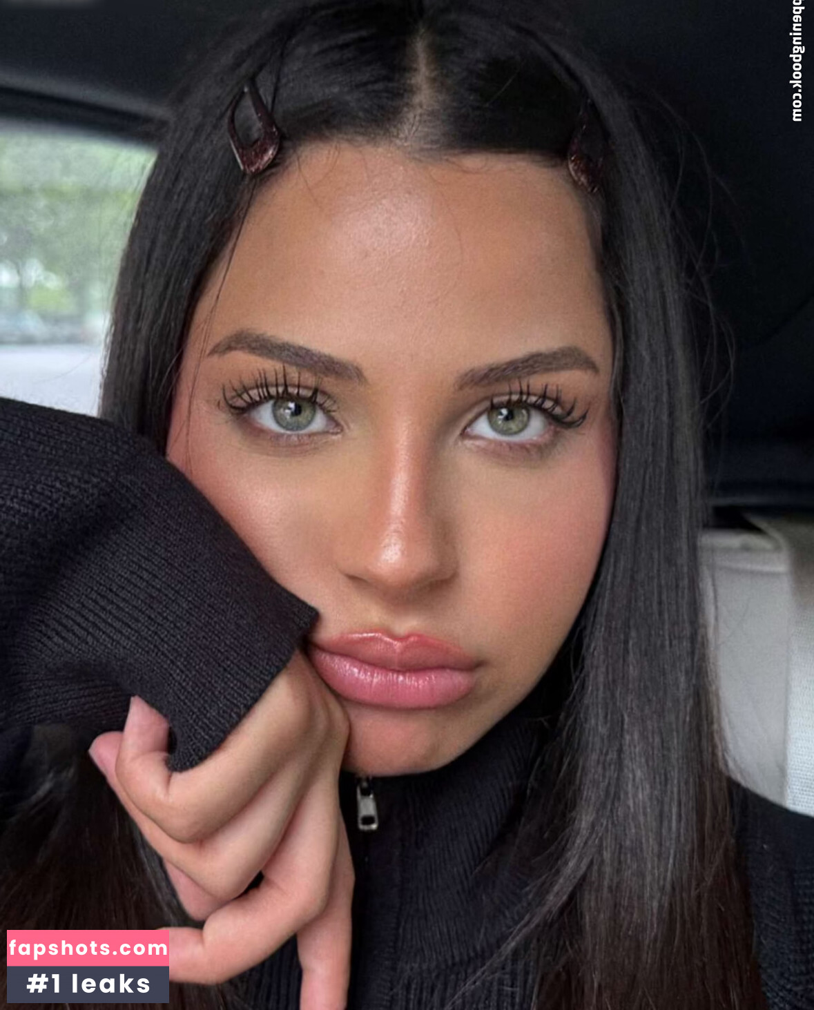 Mariamalkk nude babe gallery