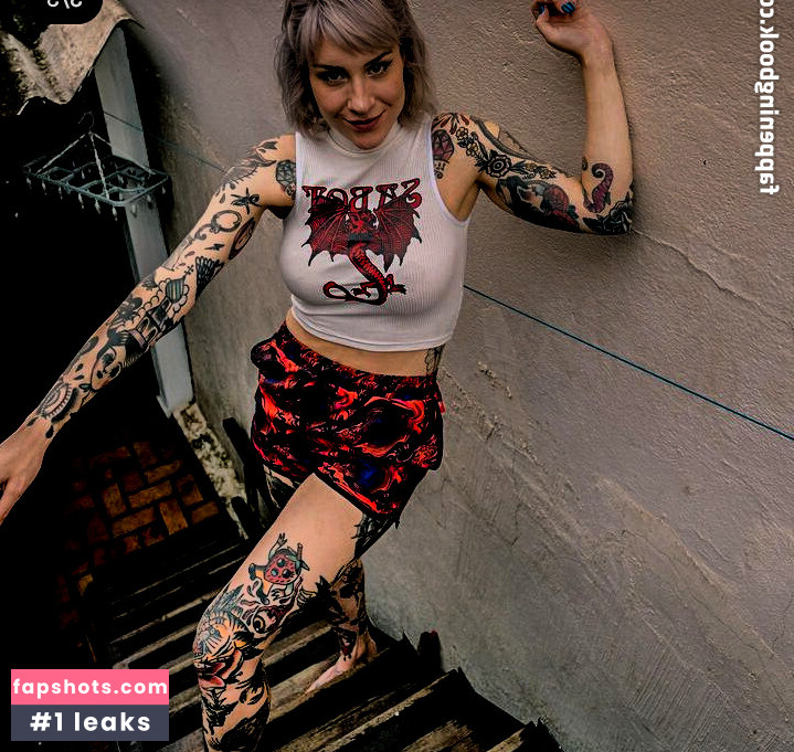 Mariana Ayres gallery photo #24