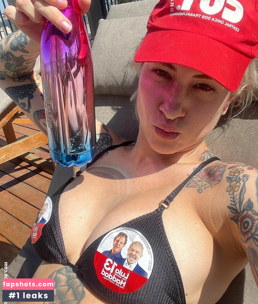 Mariana Ayres gallery photo #27