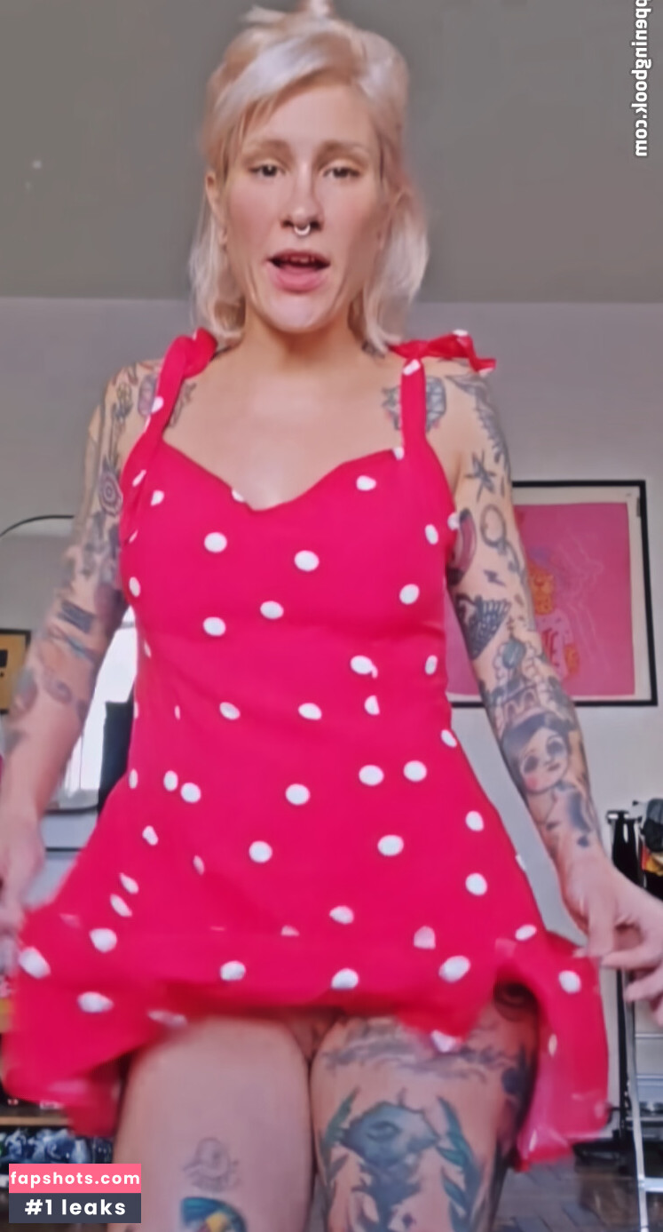 Mariana Ayres gallery photo #4