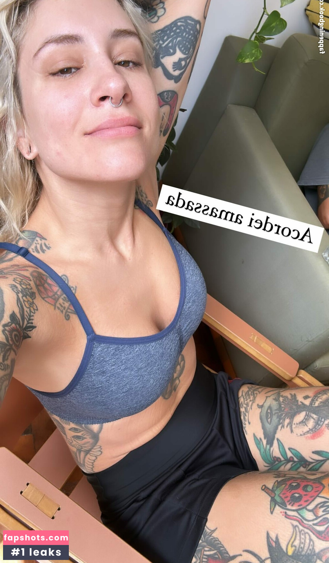 Mariana Ayres gallery photo #6