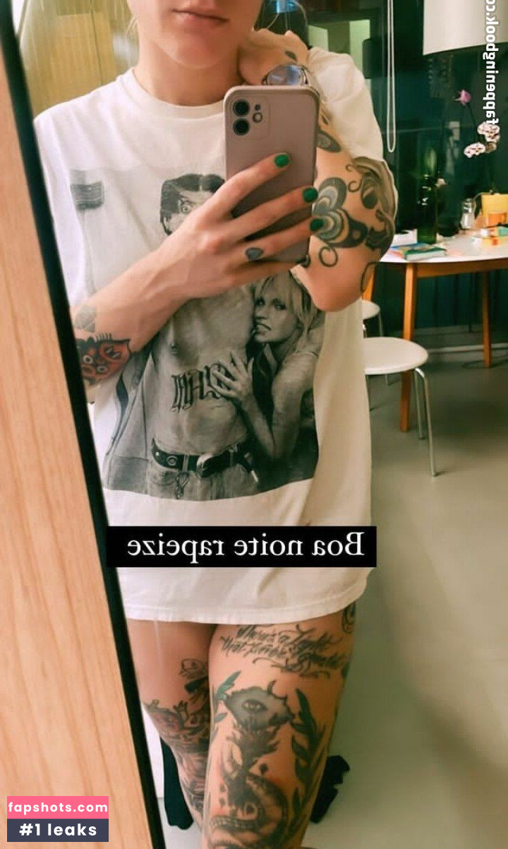 Mariana Ayres gallery photo #7