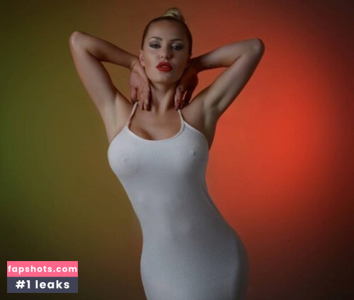 Mariana Diarco gallery photo #3