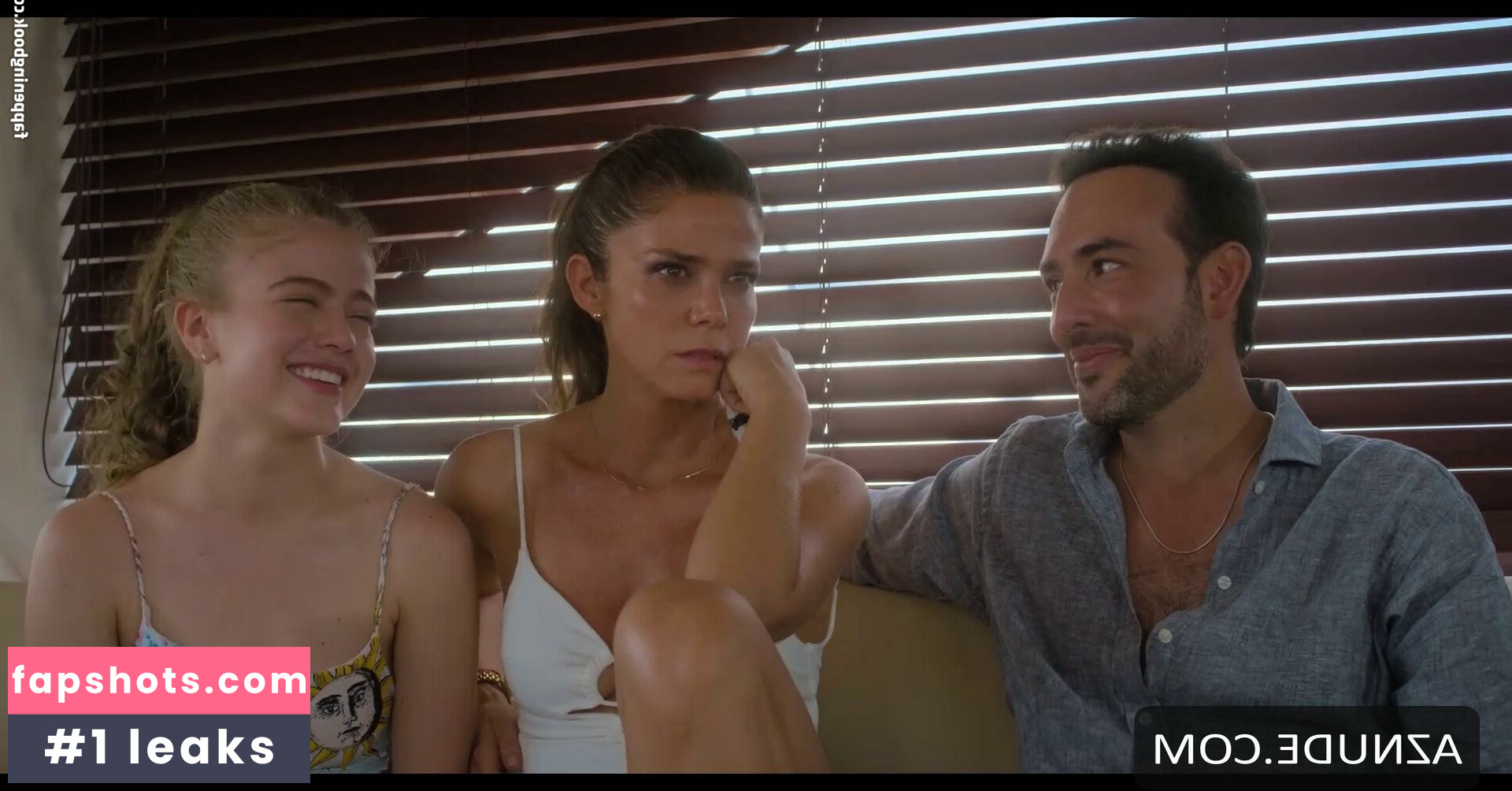 Mariana Mozo gallery photo #3