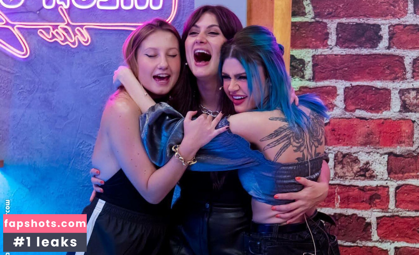 Mariana Nery gallery photo #13