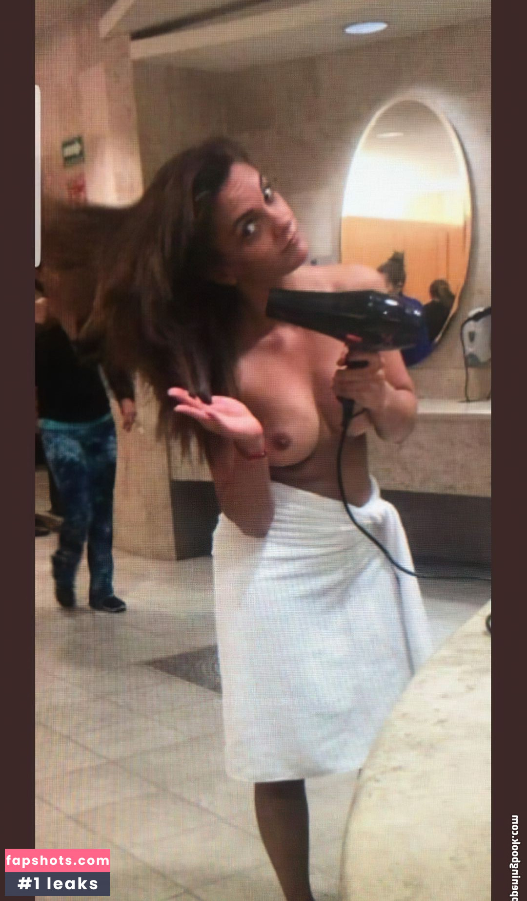 Mariana Seoane gallery photo #28