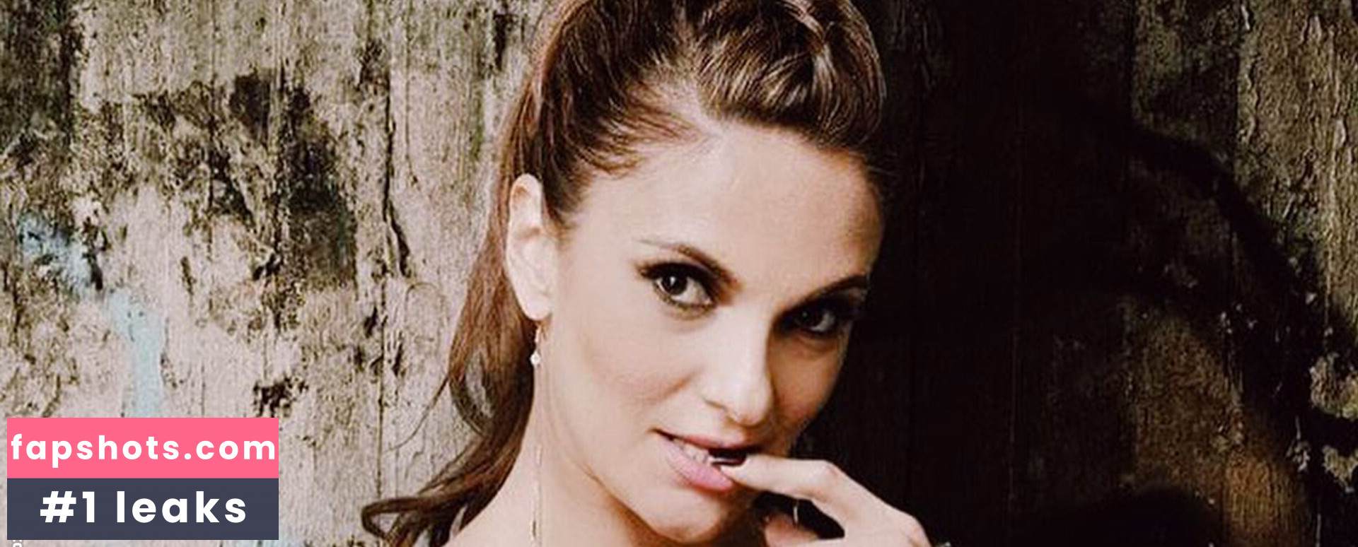 Mariana Seoane gallery photo #7