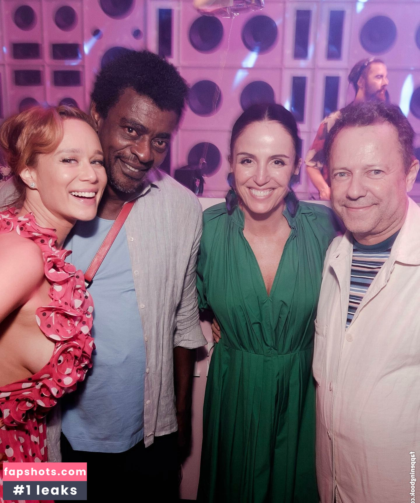 Mariana Ximenes gallery photo #50