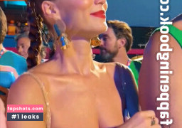 Mariana Ximenes gallery photo #7