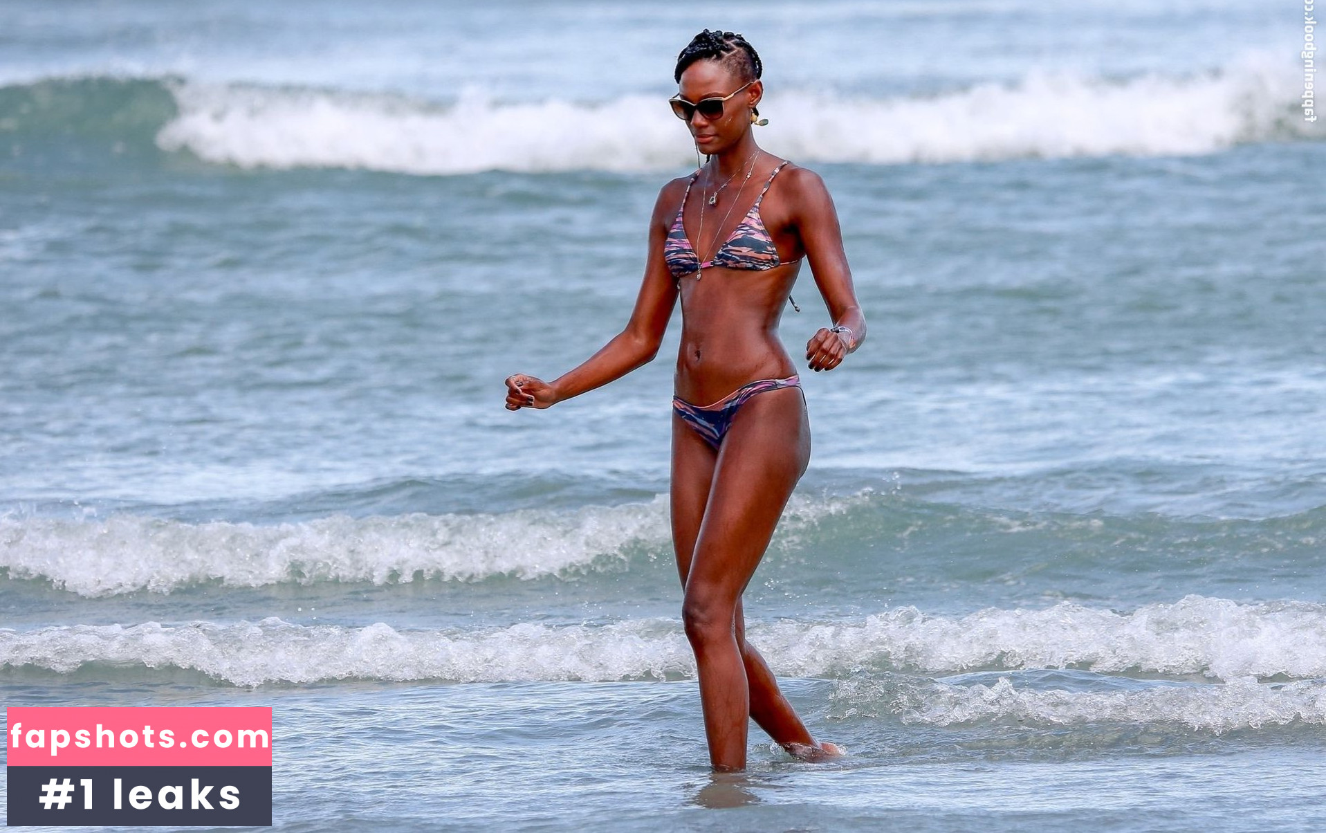 Mariane Calazan gallery photo #35