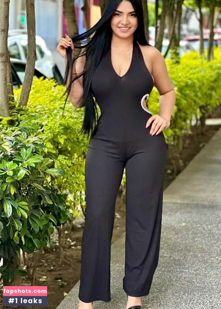 Mariangela Nieves gallery photo #4