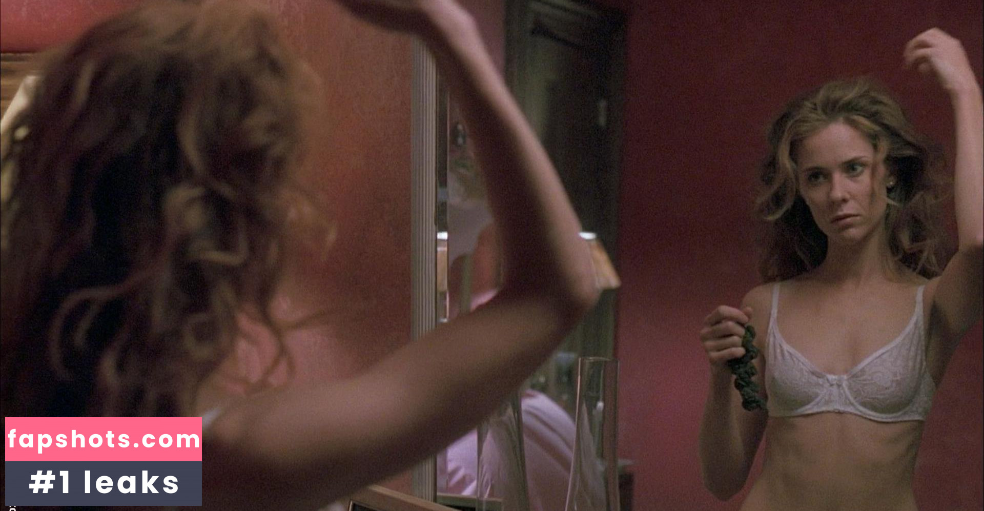 Marianne Hagan nude babe gallery