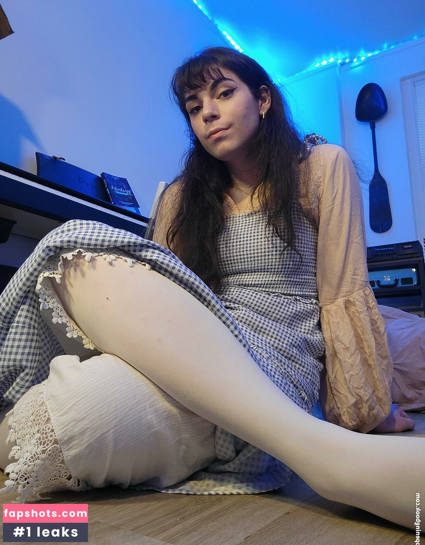 Marianne Mouse gallery photo #5