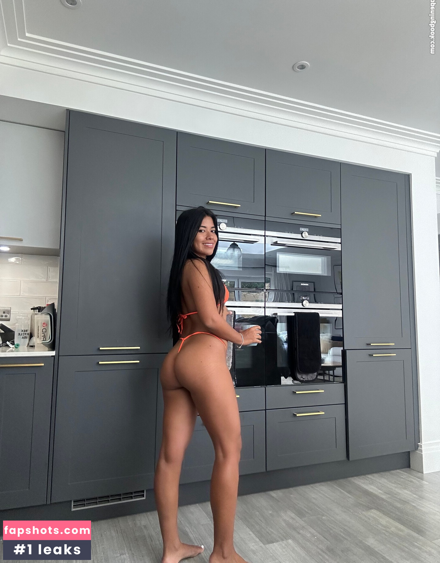 Marianny Dey gallery photo #19