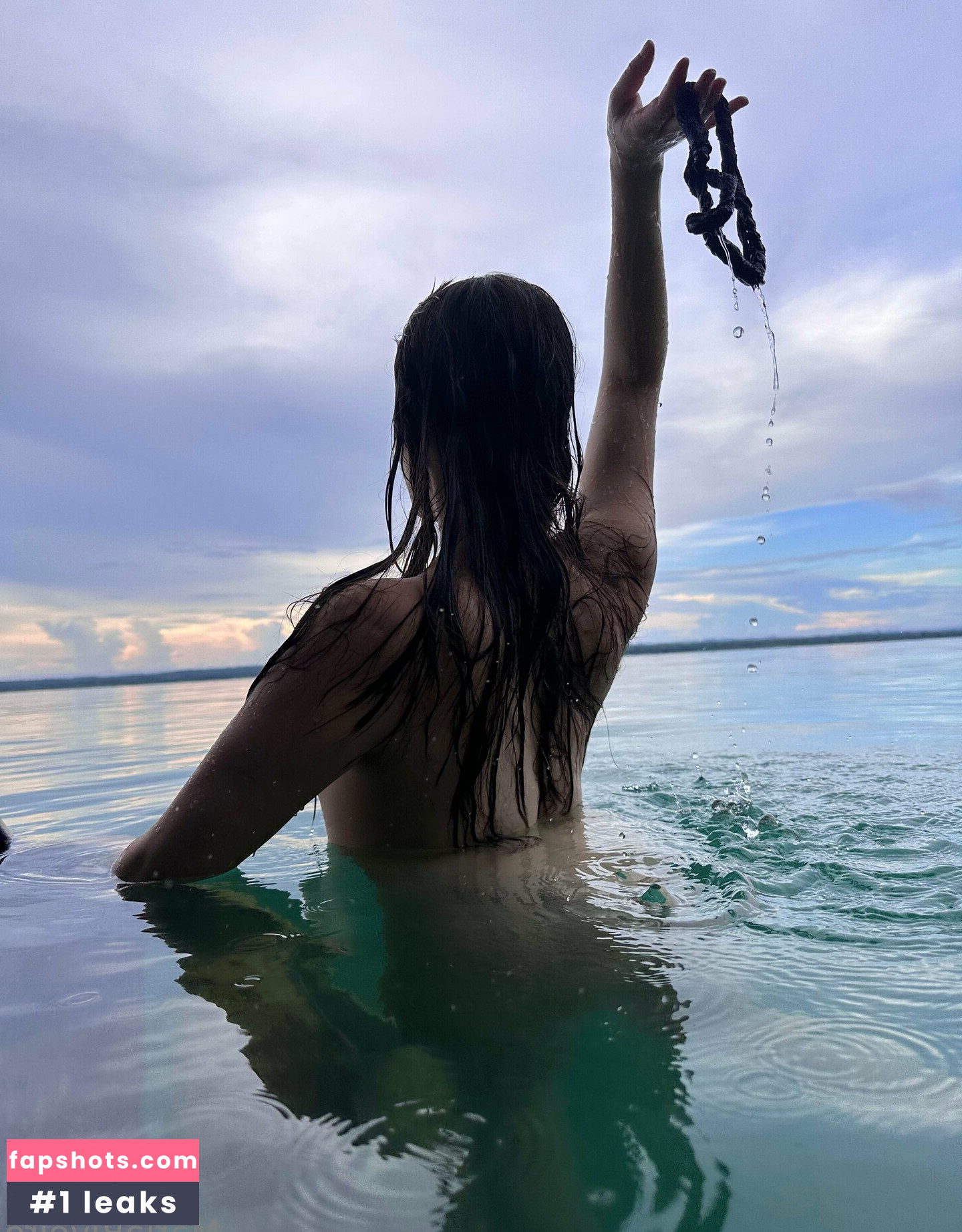 MariaRiveiro gallery photo #6