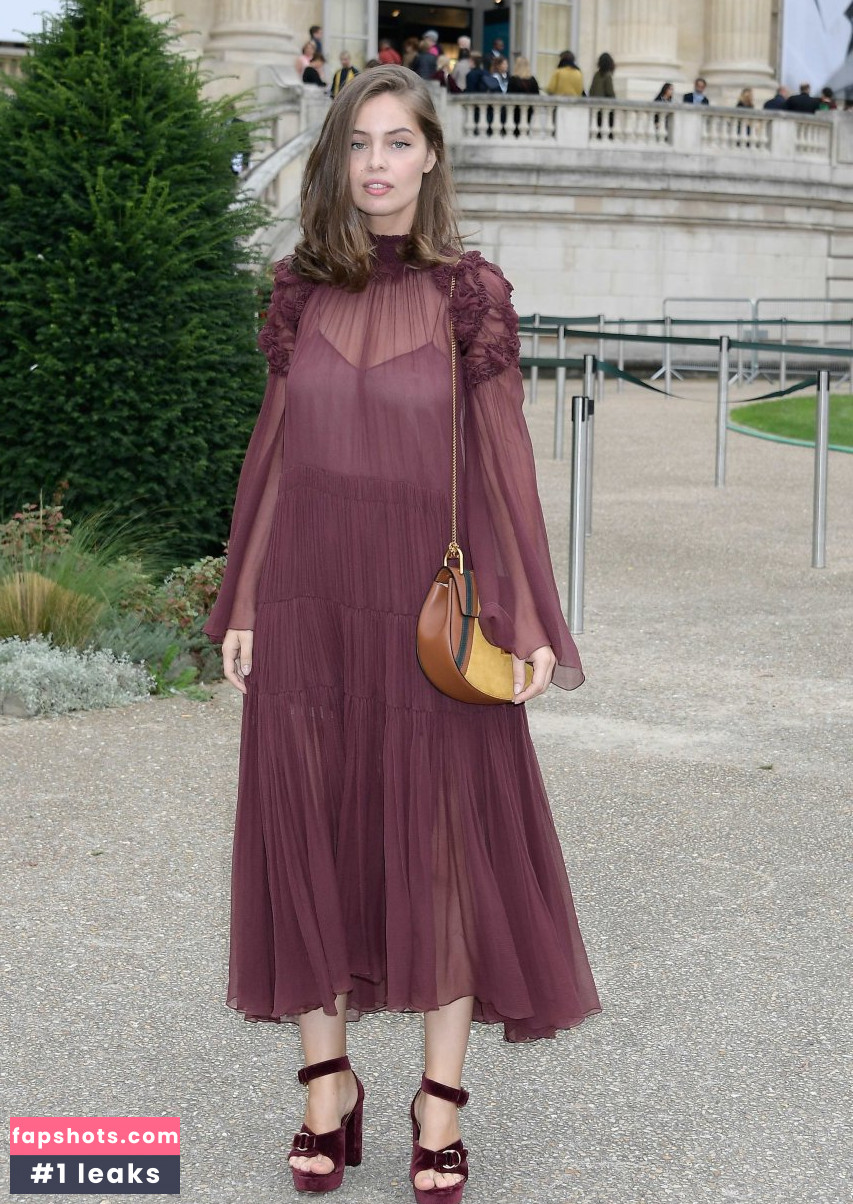 Marie-Ange Casta gallery photo #26