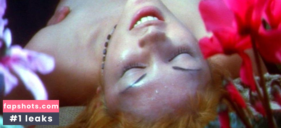 Marie Antoinette Nahé úniky fotek pouze od fanoušků #5 - Fapshots