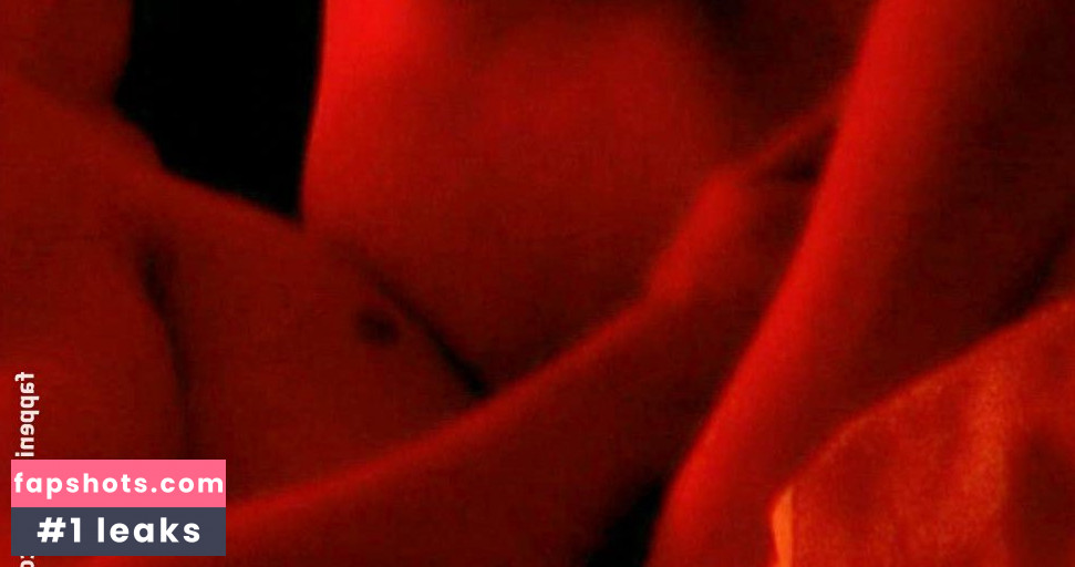 Marie Bach Hansen gallery photo #25