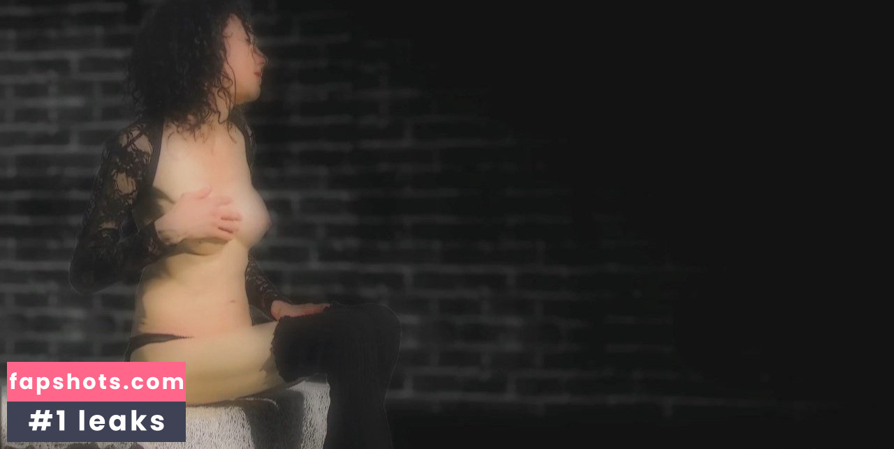 Marie-Cecile Gueguen gallery photo #6