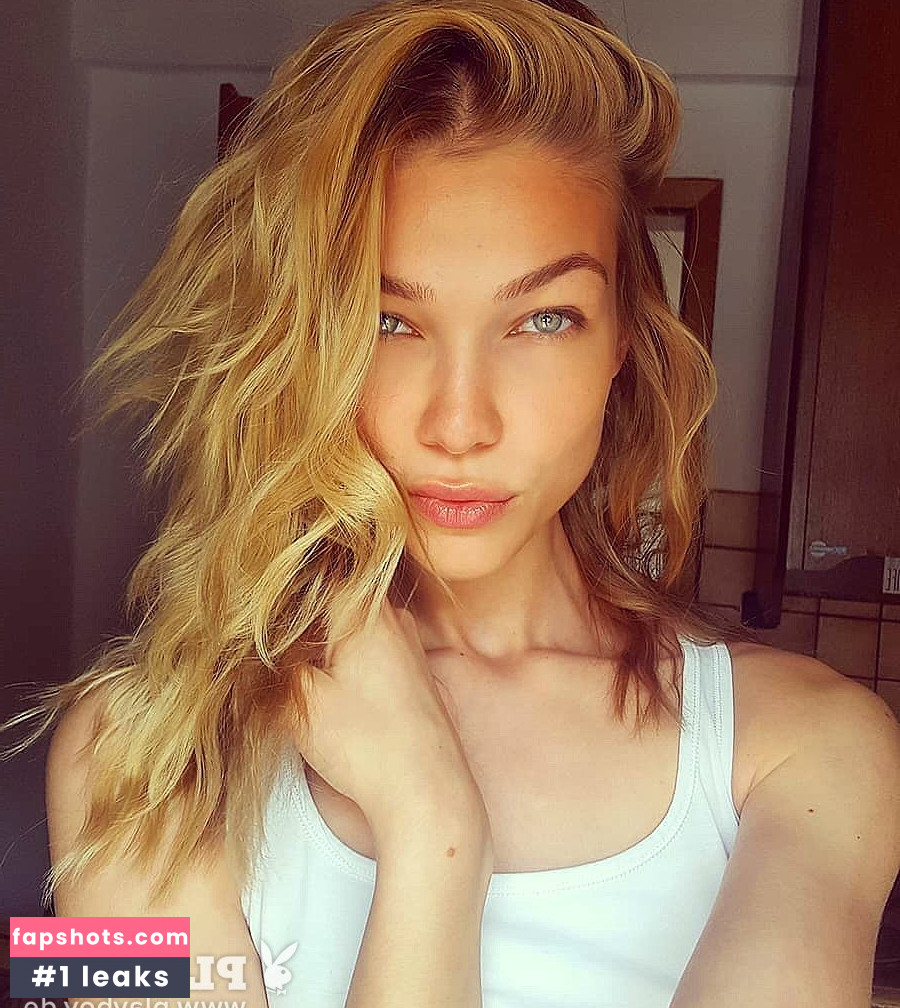 Marie Czuczman gallery photo #42