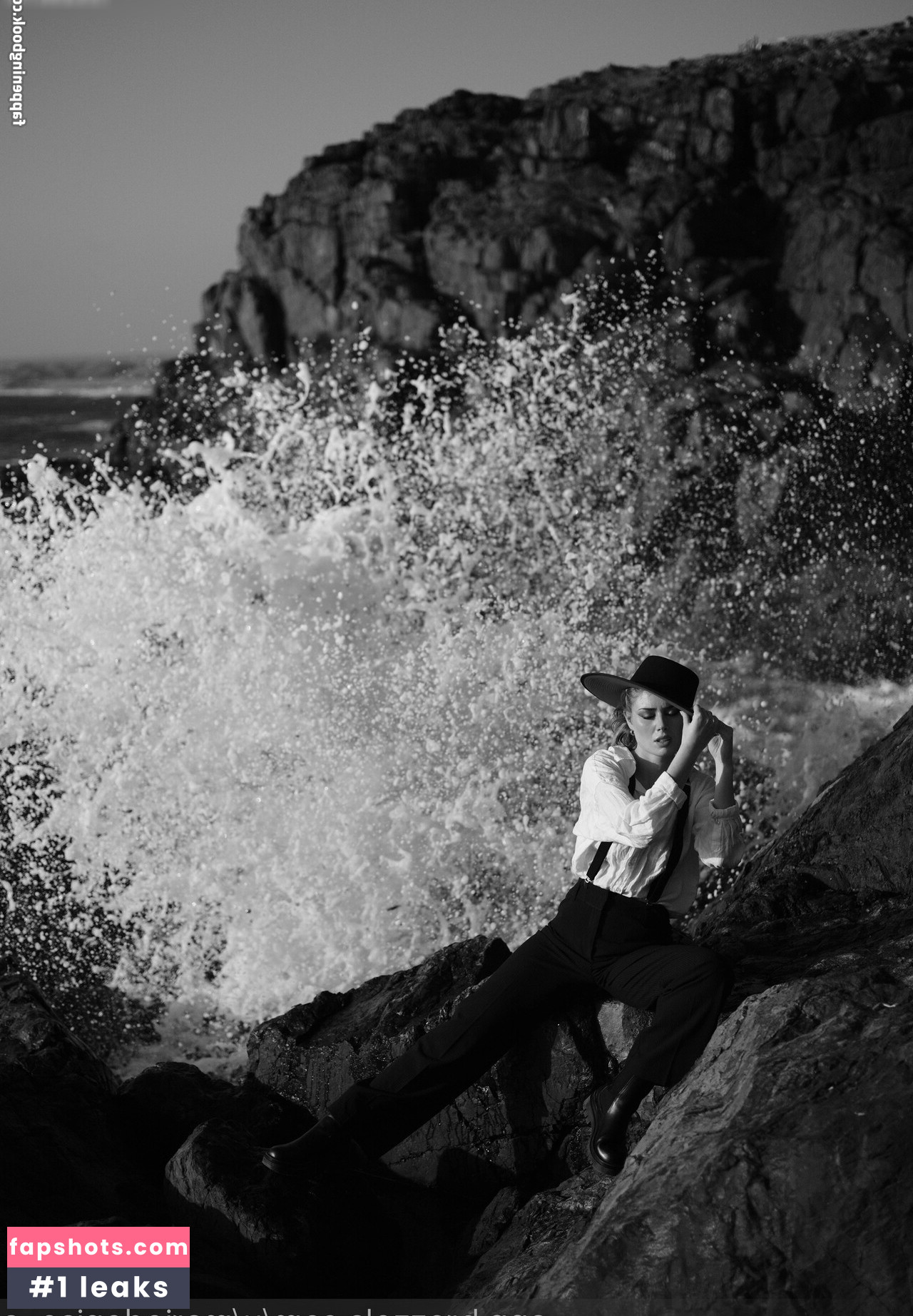 Marie Denise Schwarz gallery photo #21