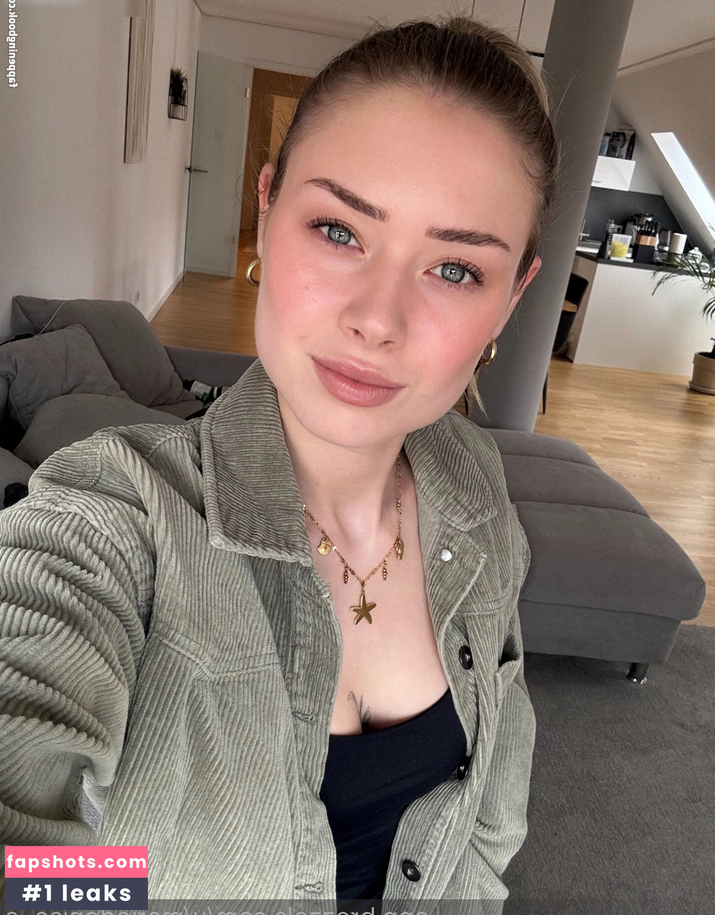 Marie Denise Schwarz gallery photo #28