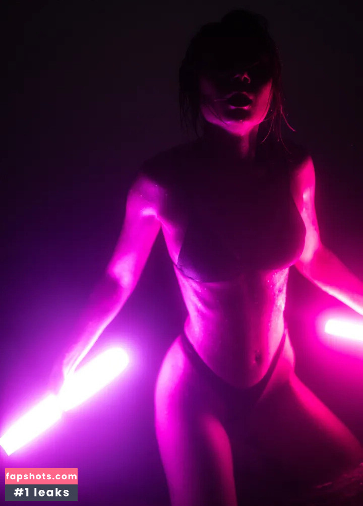 Marie Denise Schwarz gallery photo #10