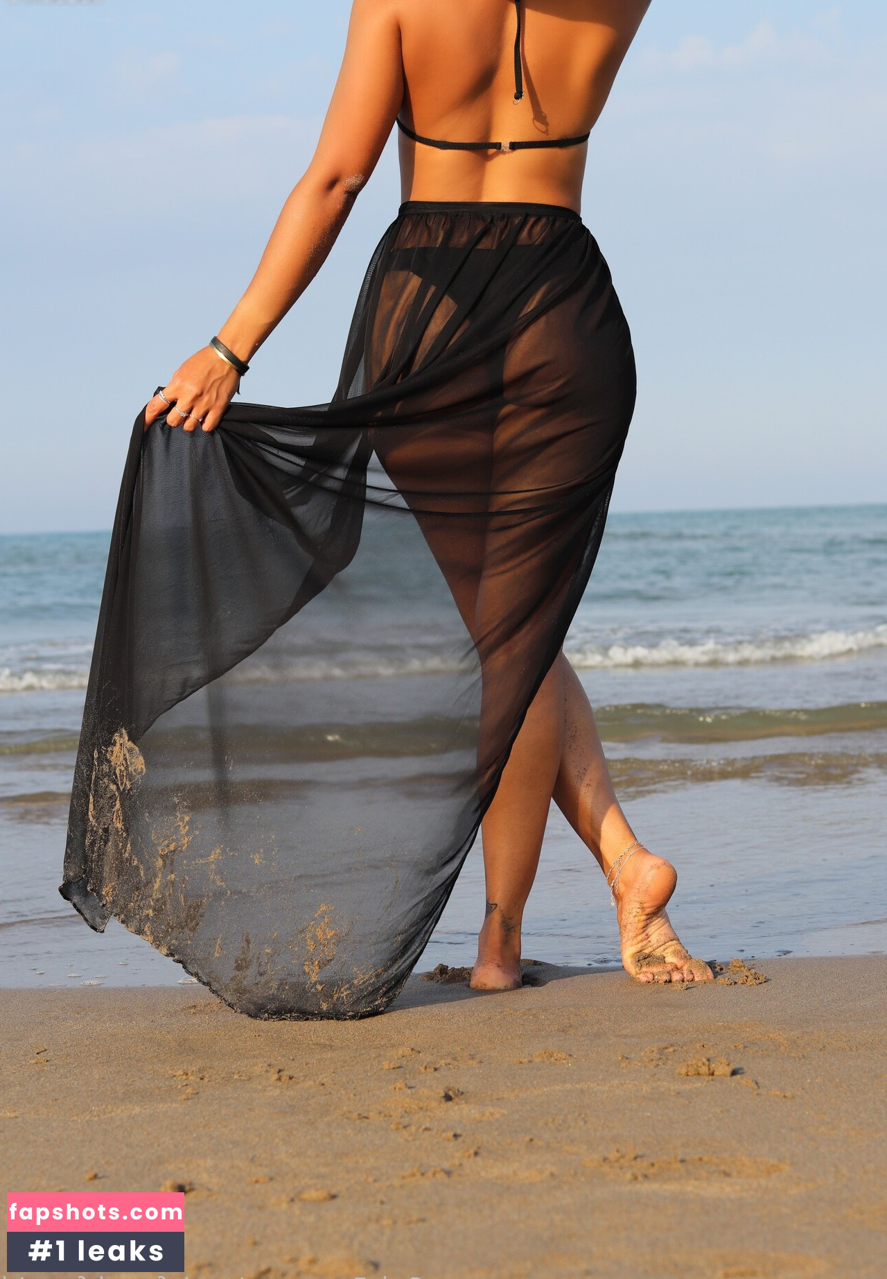 Marie French Feetgirl gallery photo #7