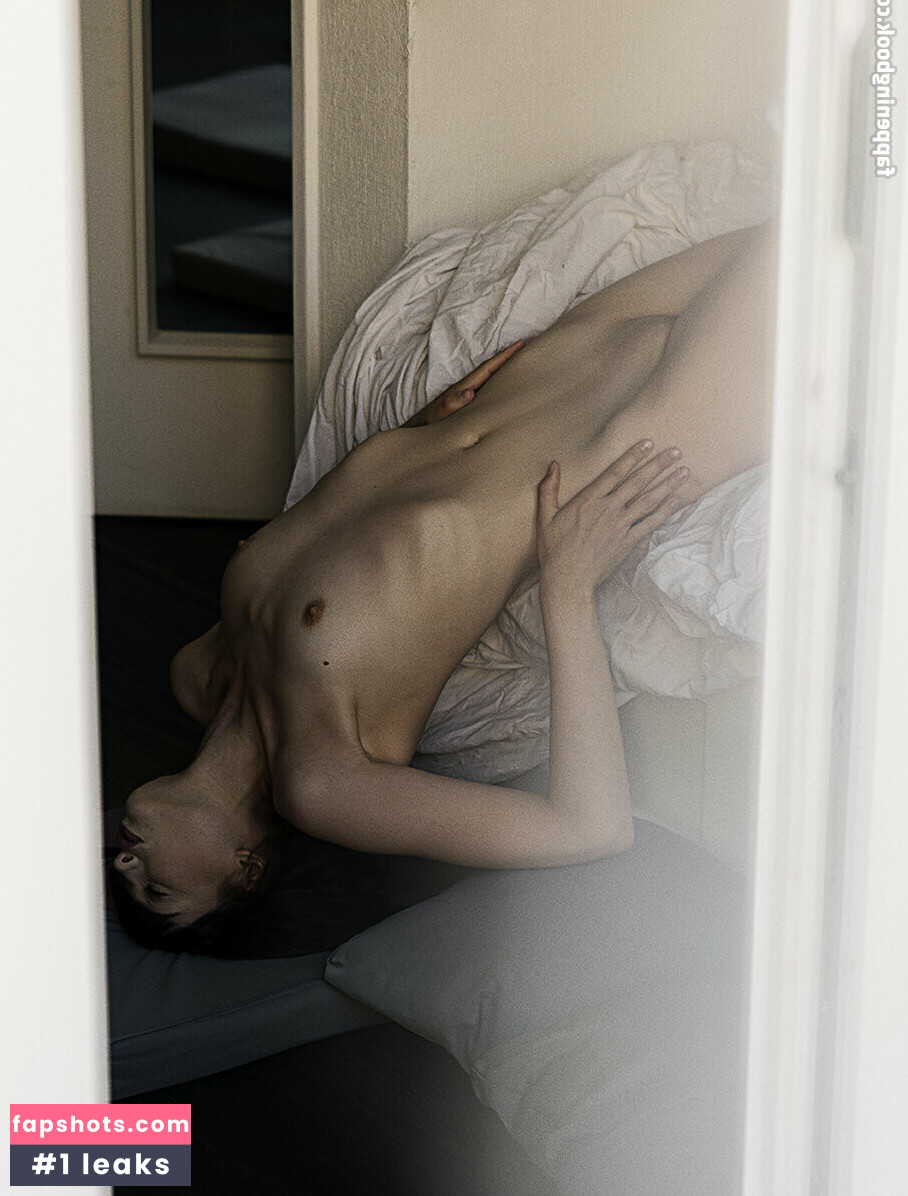 Marie Grippon gallery photo #112